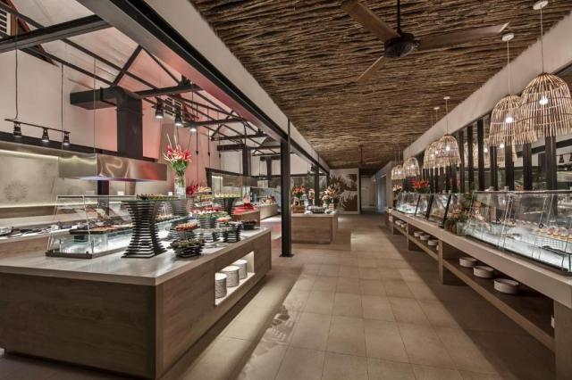 Le Preskil Beach Resort