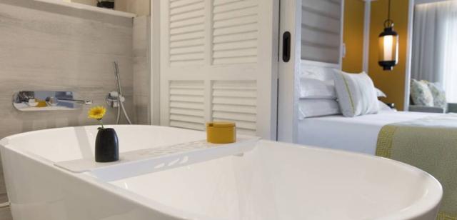 Constance Belle Mare Plage Resort
