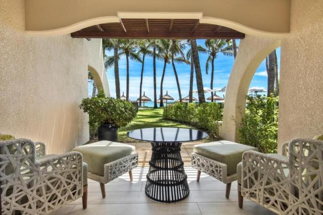 Constance Belle Mare Plage Resort