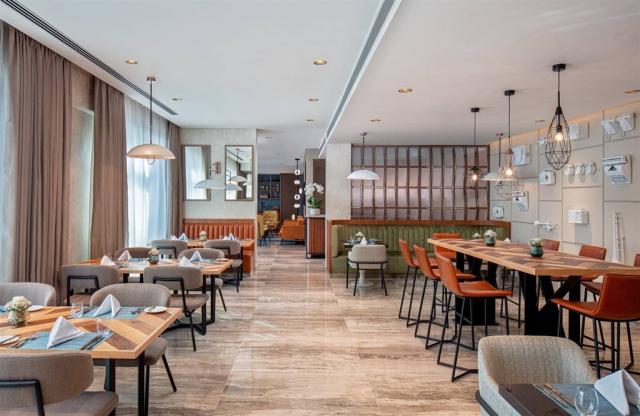 Doubletree by Hilton Dubai M Square Hotel and Residences