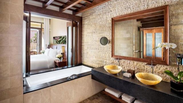 Sofitel Dubai The Palm Resort & Spa