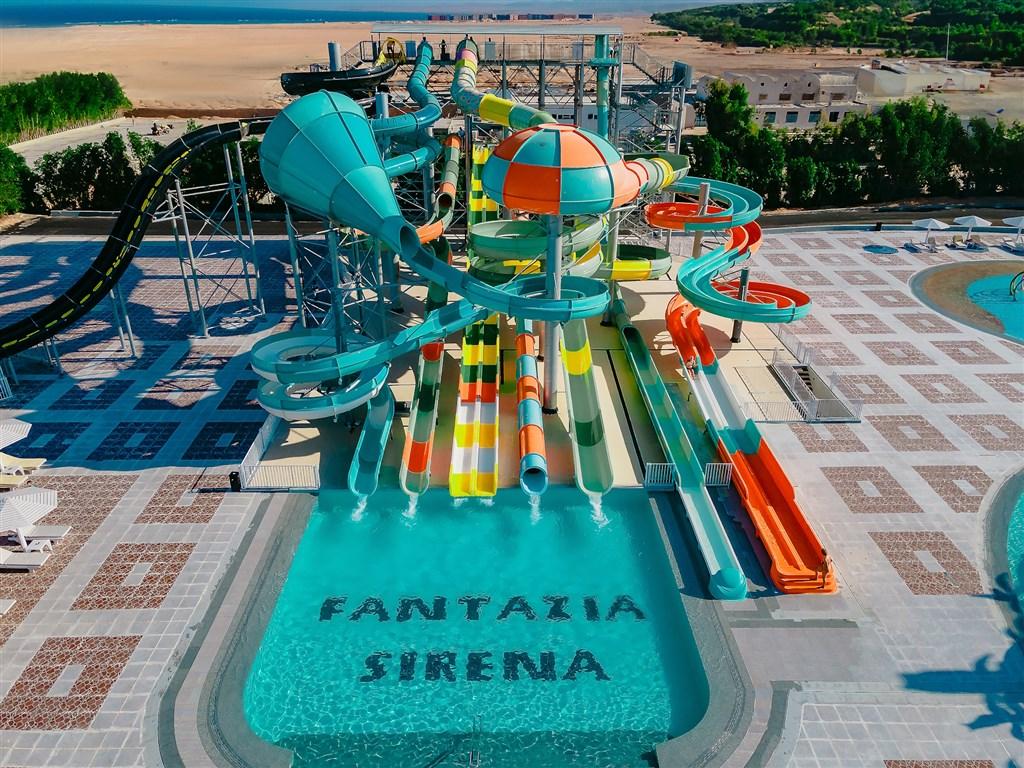 Sirena Beach Resort & Spa