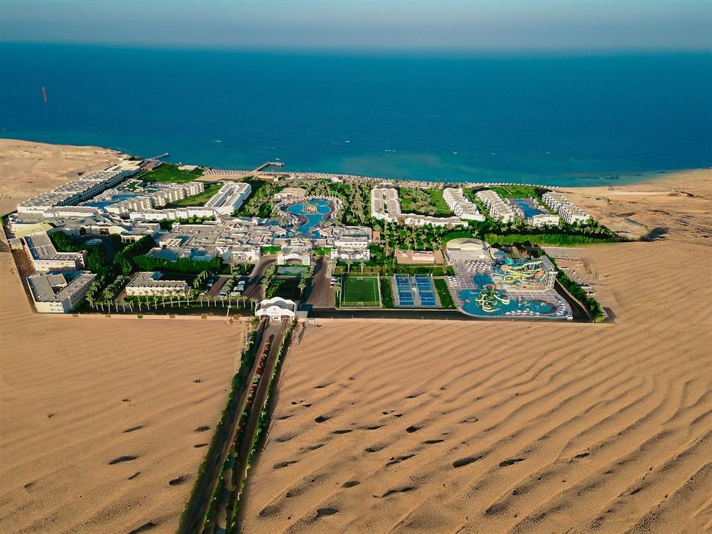 Sirena Beach Resort & Spa