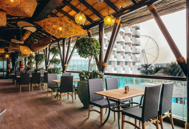 INTERIÉR - Restaurace - Posezení venkovní část
