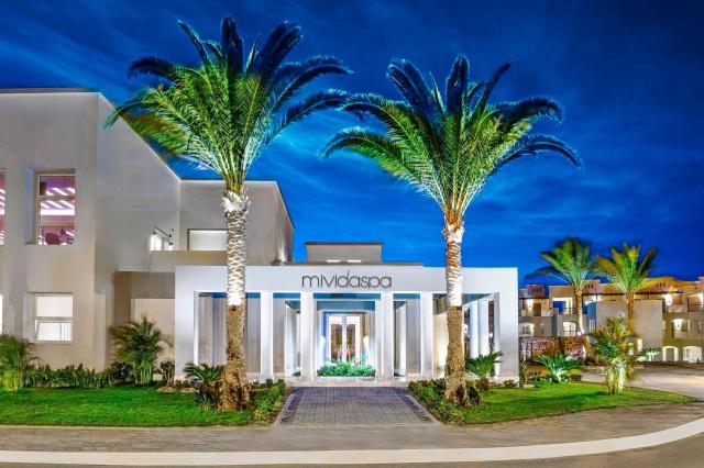 Jaz Lamaya Resort