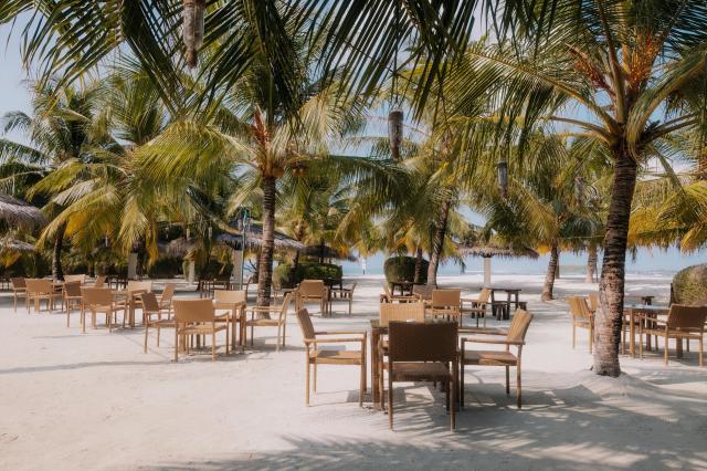 Adaaran Select Hudhuranfushi