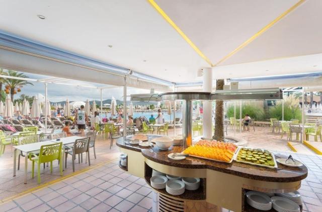 Sirenis Seaview Country Club