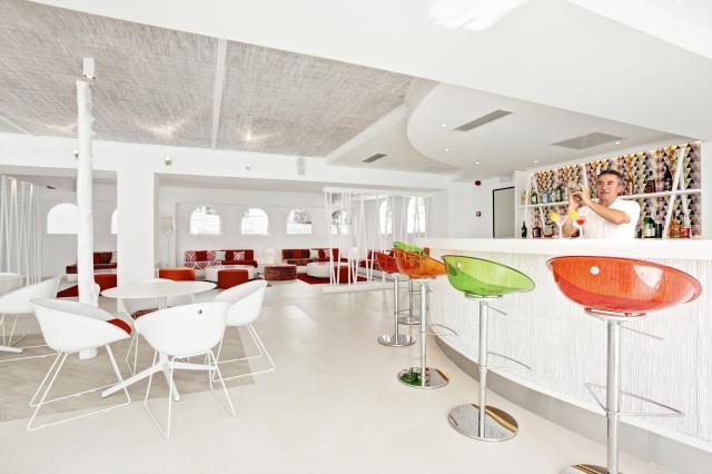 Grupotel Oasis