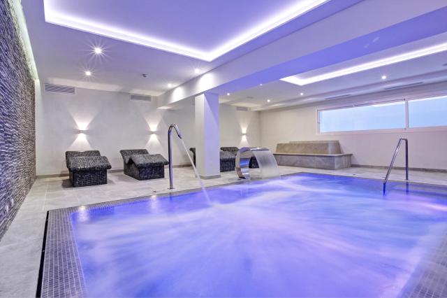 Grupotel Oasis