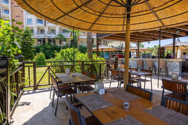 Ramada Resort By Wyndham Kusadasi & Golf