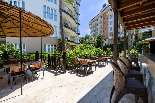Ramada Resort By Wyndham Kusadasi & Golf