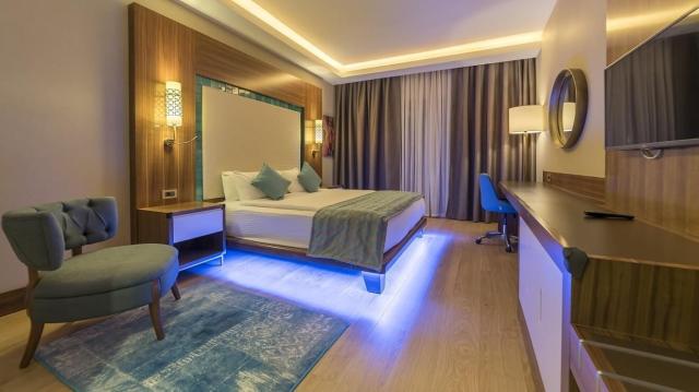Ramada Resort By Wyndham Kusadasi & Golf