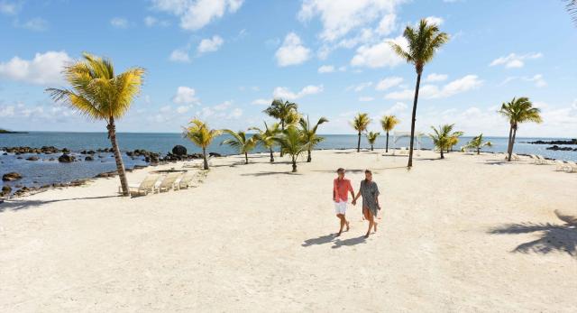 Radisson Blu Azuri Resort & Spa