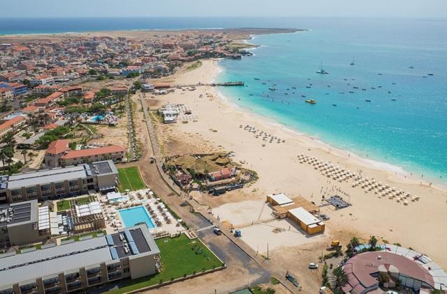 Oasis Salinas Sea