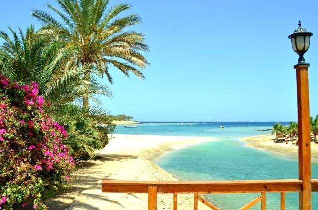 Brayka Bay Resort