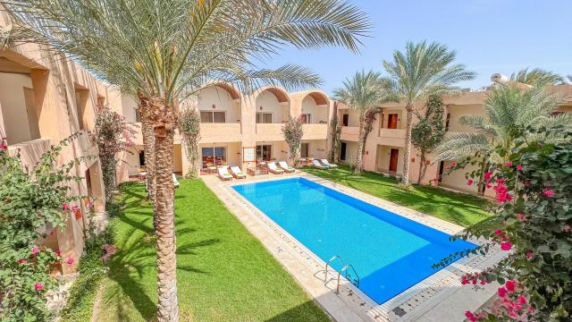 Gemma Beach Resort
