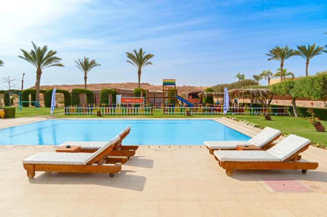 Gemma Beach Resort