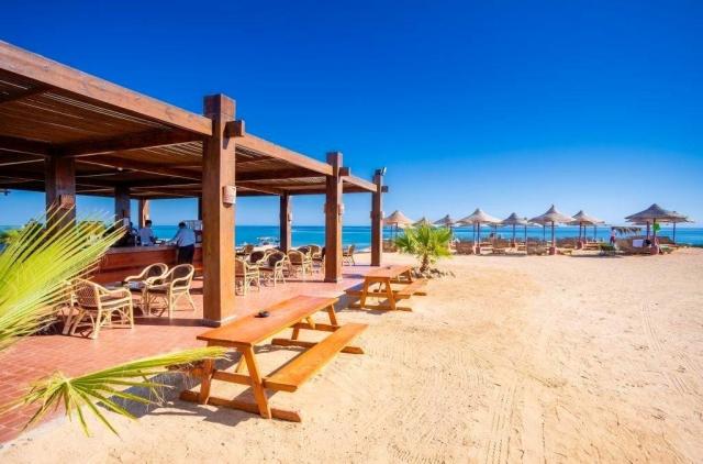 Gemma Beach Resort