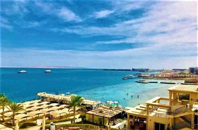 King Tut Aqua Park Beach Resort