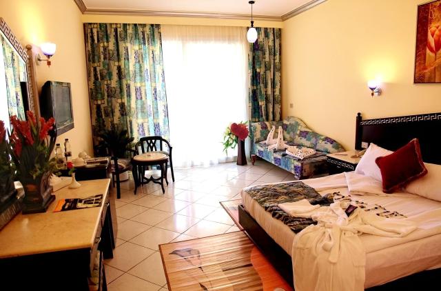 King Tut Aqua Park Beach Resort