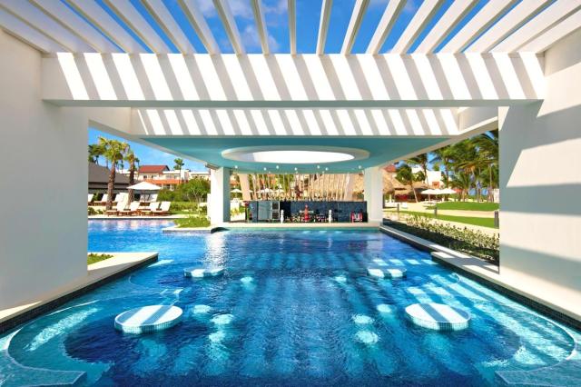 Dreams Onyx Resort & Spa