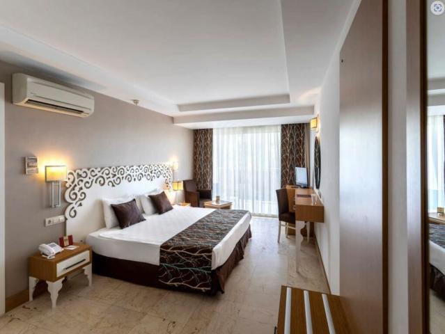 Horus Paradise Luxury Resort