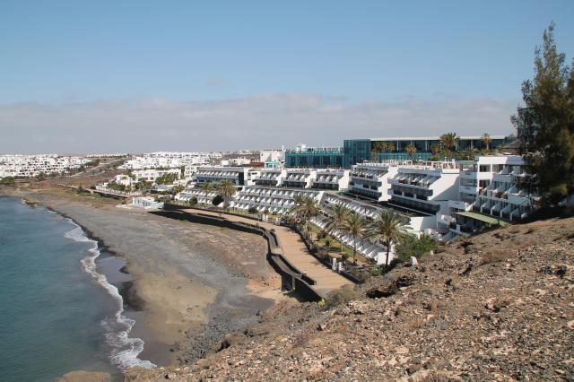 Sandos Papagayo Beach Resort