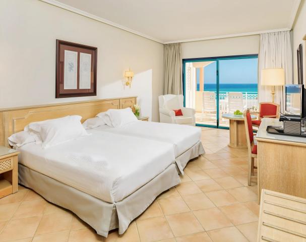 H10 Playa Esmeralda