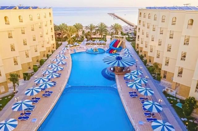 AMC Royal Resort