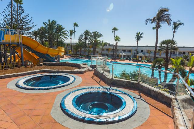 Abora Interclub by Lopesan Hotels