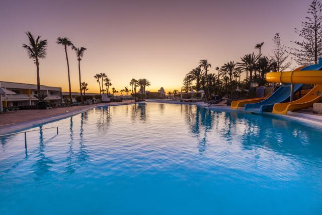 Abora Interclub by Lopesan Hotels