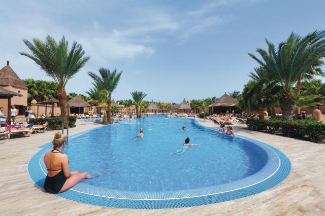 RIU Funana