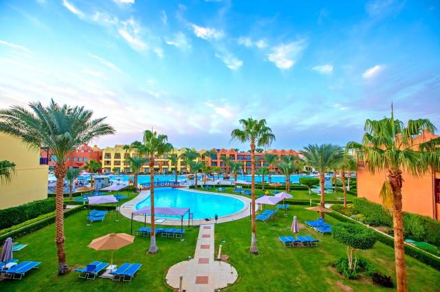Titanic Beach Spa & Aquapark