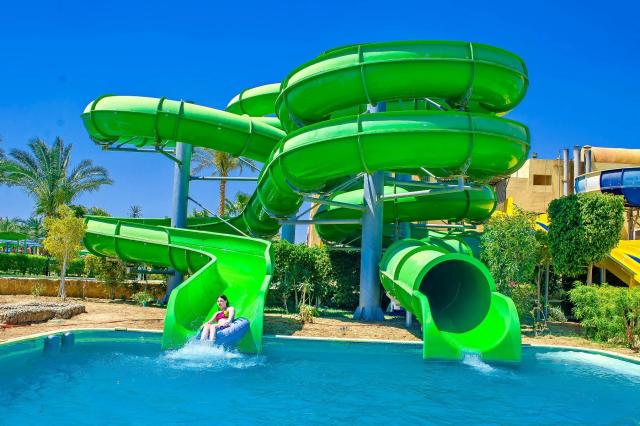 Titanic Beach Spa & Aquapark