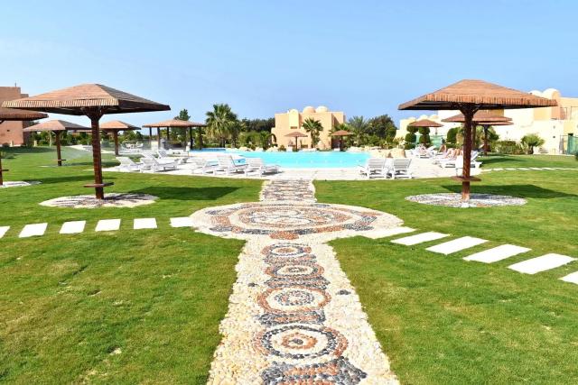 Wadi Lahmy Azur Resort