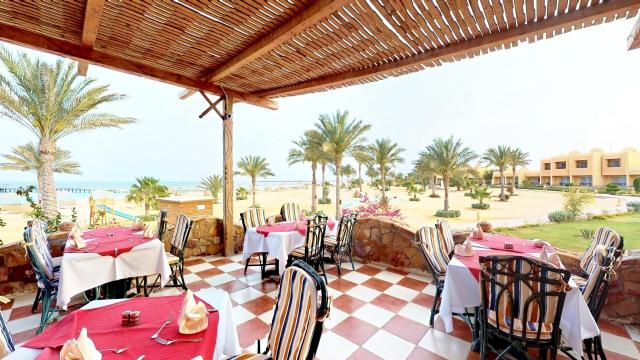 Wadi Lahmy Azur Resort
