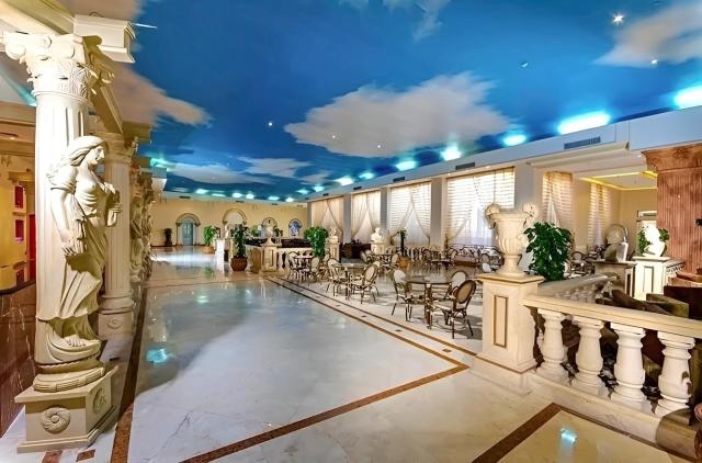 Titanic Palace
