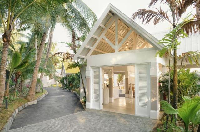 Tropical Attitude