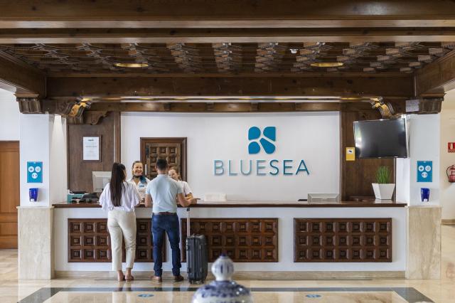 Blue Sea Puerto Resort