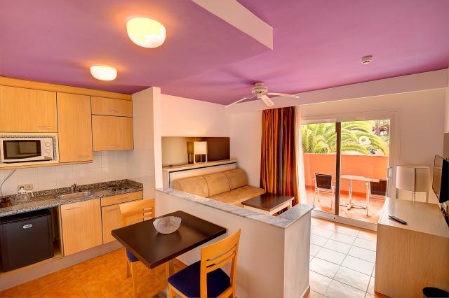 SBH Mónica Beach