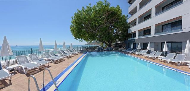 Floria Beach