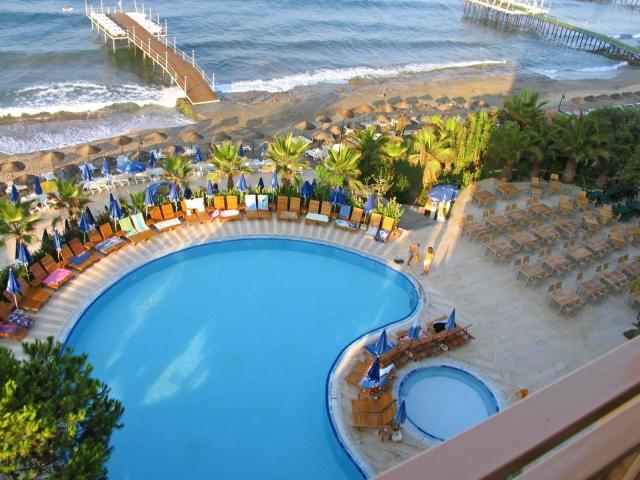 Anitas Beach Club