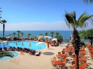 Anitas Beach Club