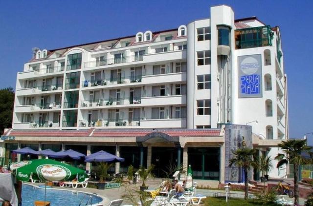 Perla Plaza