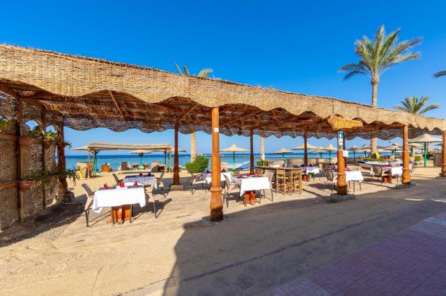 Flamenco Beach & Resort