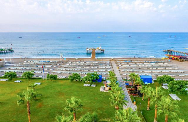 Sunis Elita Beach Resort