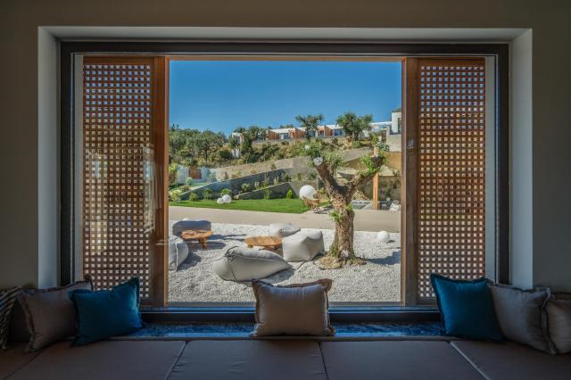 Zante Maris Suites