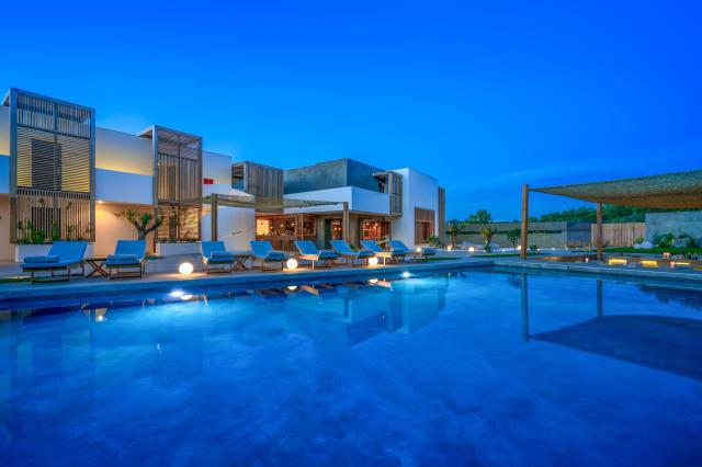 Zante Maris Suites