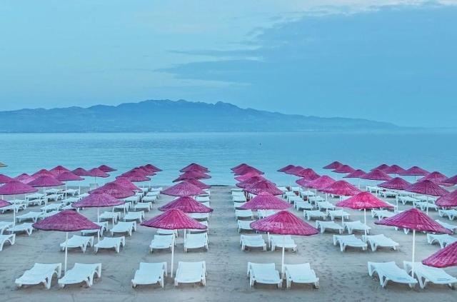 Bendis Beach