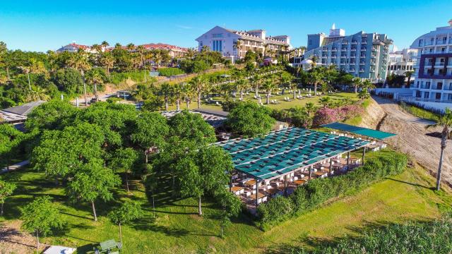 Royal Atlantis Spa & Resort